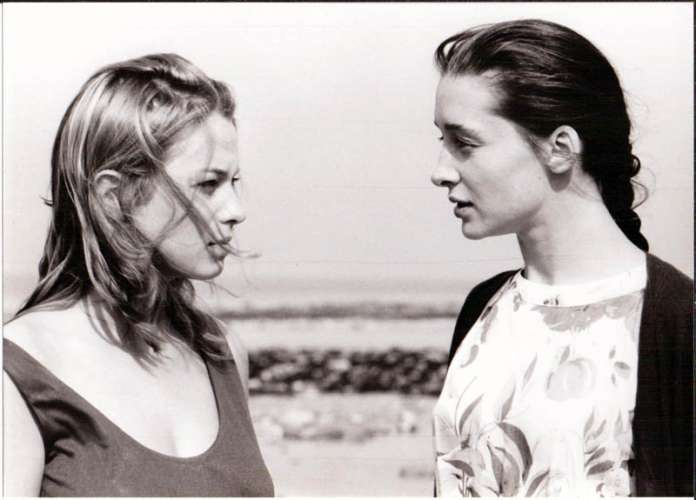 Photo de presse du film BUISSON ARDENT (1987)