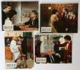 8 photos d'exploitation du film QU'EST CE QUI FAIT CRAQUER LES FILLES ? (1982)