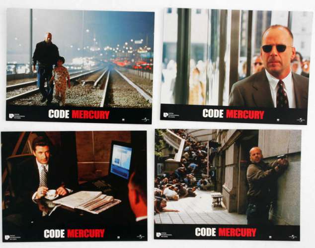 8 photos d'exploitation du film CODE MERCURY (1998)