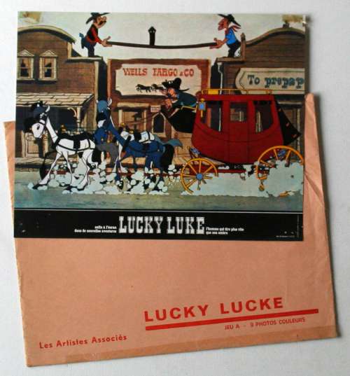 9 movie stills from DAISY TOWN (1971)