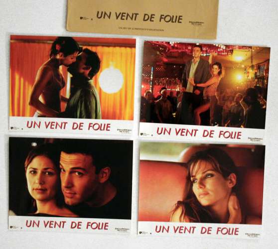 12 photos d'exploitation du film UN VENT DE FOLIE (1999)